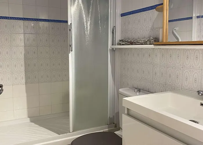 Apartamento T1 Lumineux Avec Cuisine équipée, Coin Nuit Séparé Et Wifi - - Fr-1-553-48 *