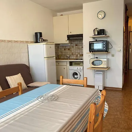T1 Lumineux Avec Cuisine Equipee, Coin Nuit Separe Et Wifi - - Fr-1-553-48 Apartament
